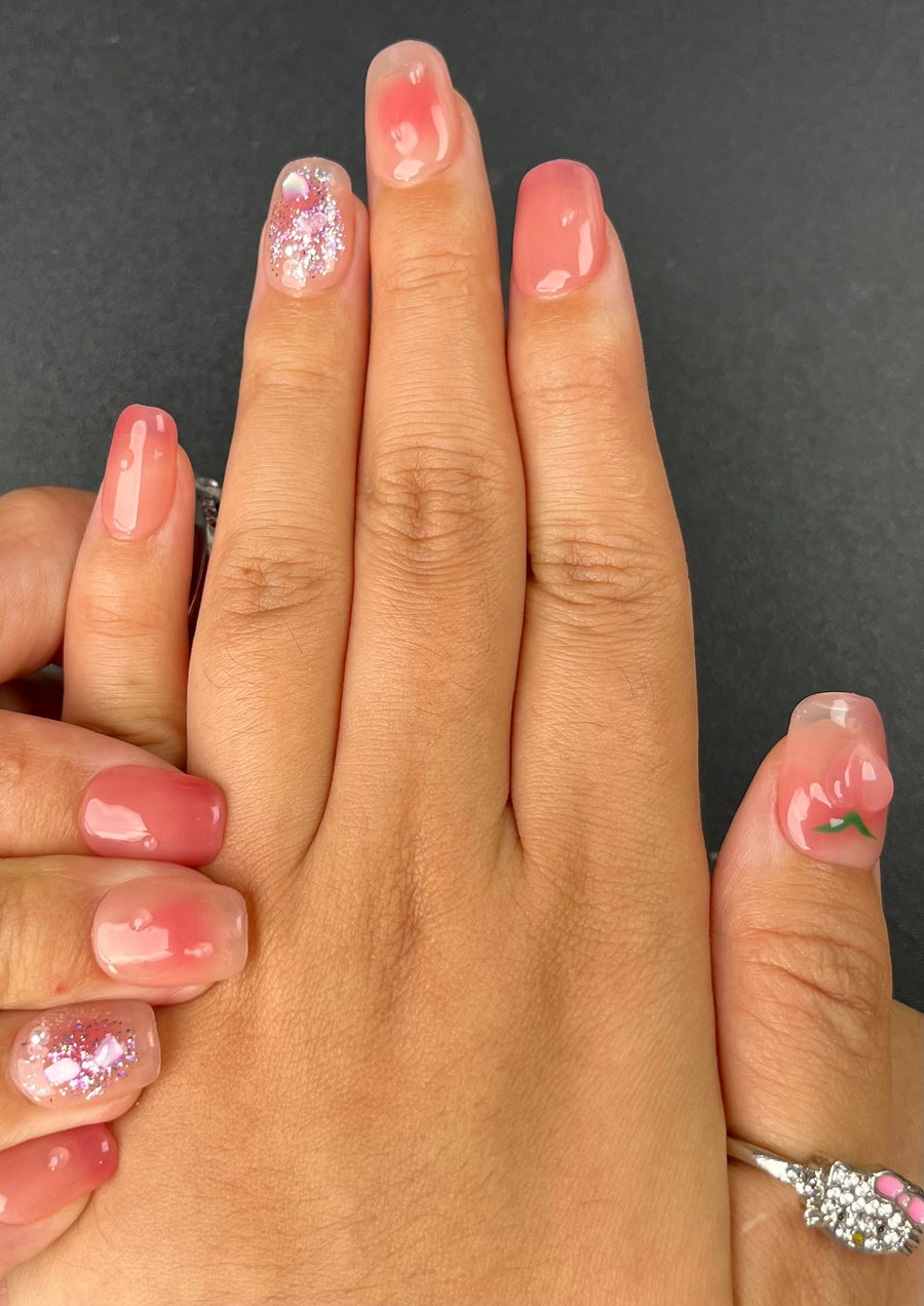 No.FP31 Cute Peach Hand Made Fingernails 10pcs