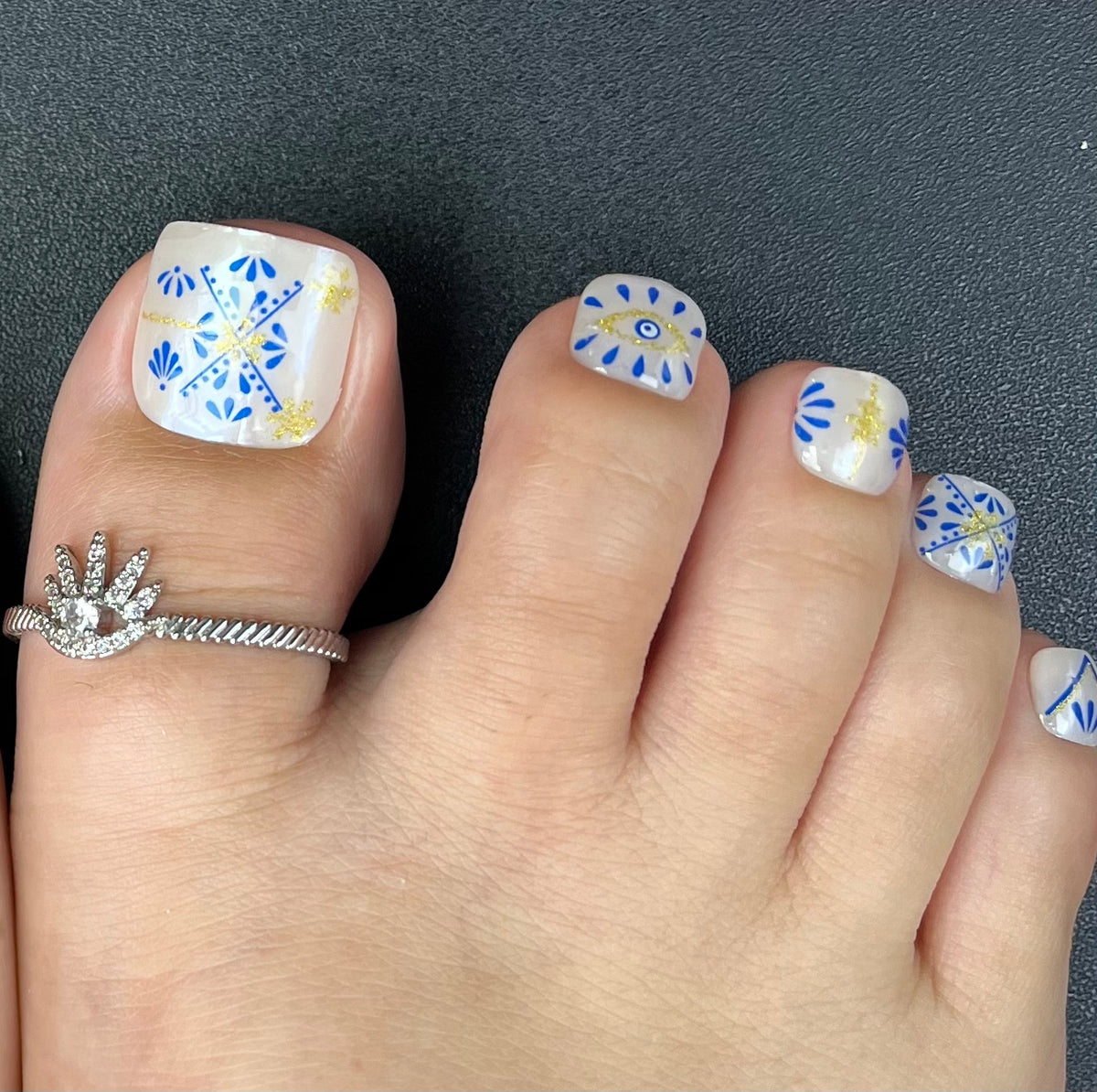 No.DT11 Blue Eyes Toenails Patch 24pcs/Set