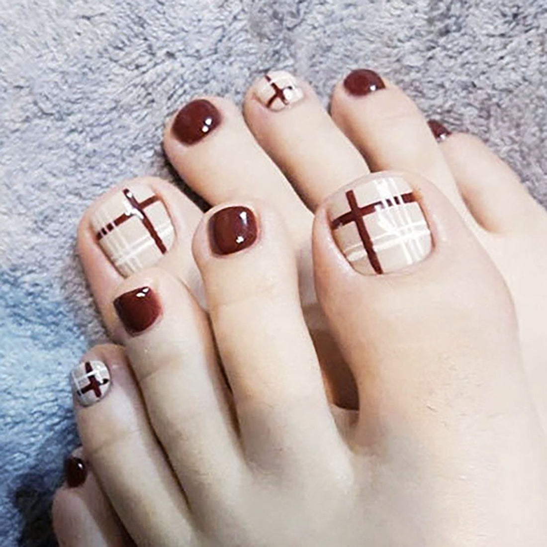 No.675 Red Lines Toenails Patch 24pcs/Set