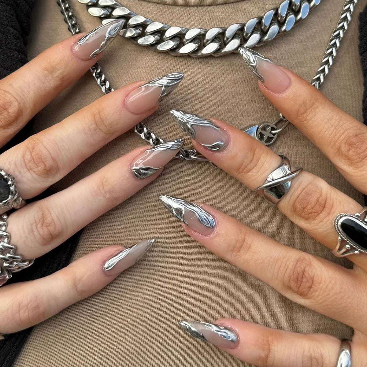 No.F692 Silver Fingernails Patch 24pcs/Set