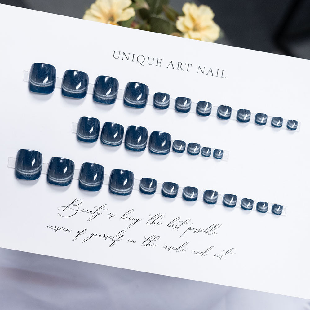 No.695 Sky Blue Cat's Eye Toenails Patch 32pcs/Set