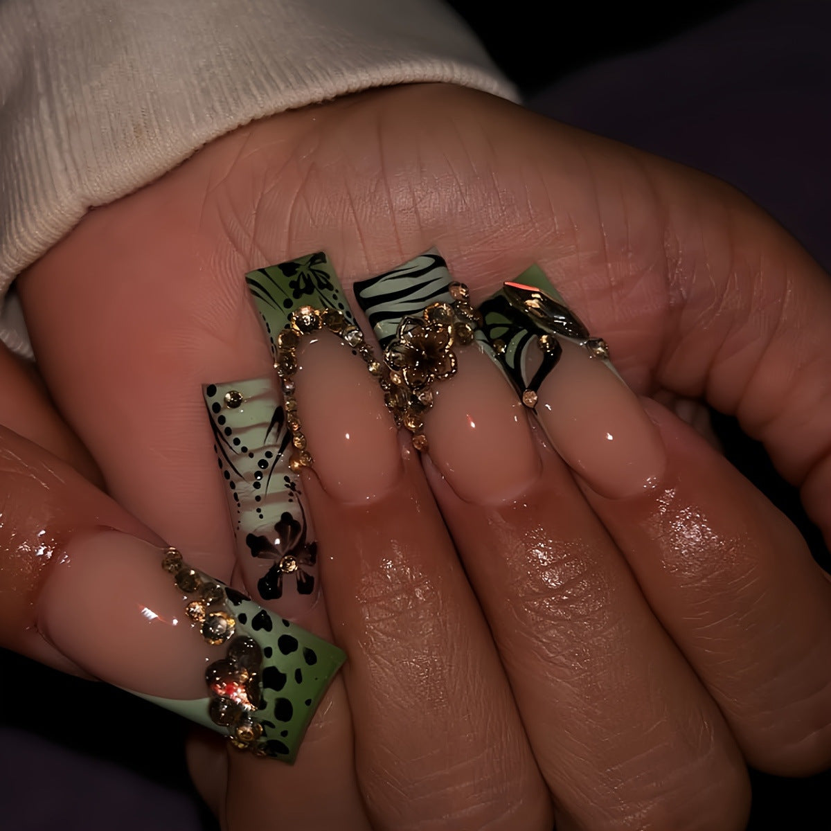 No.F681 Butterfly Fashion Fingernails Patch 24pcs/Set