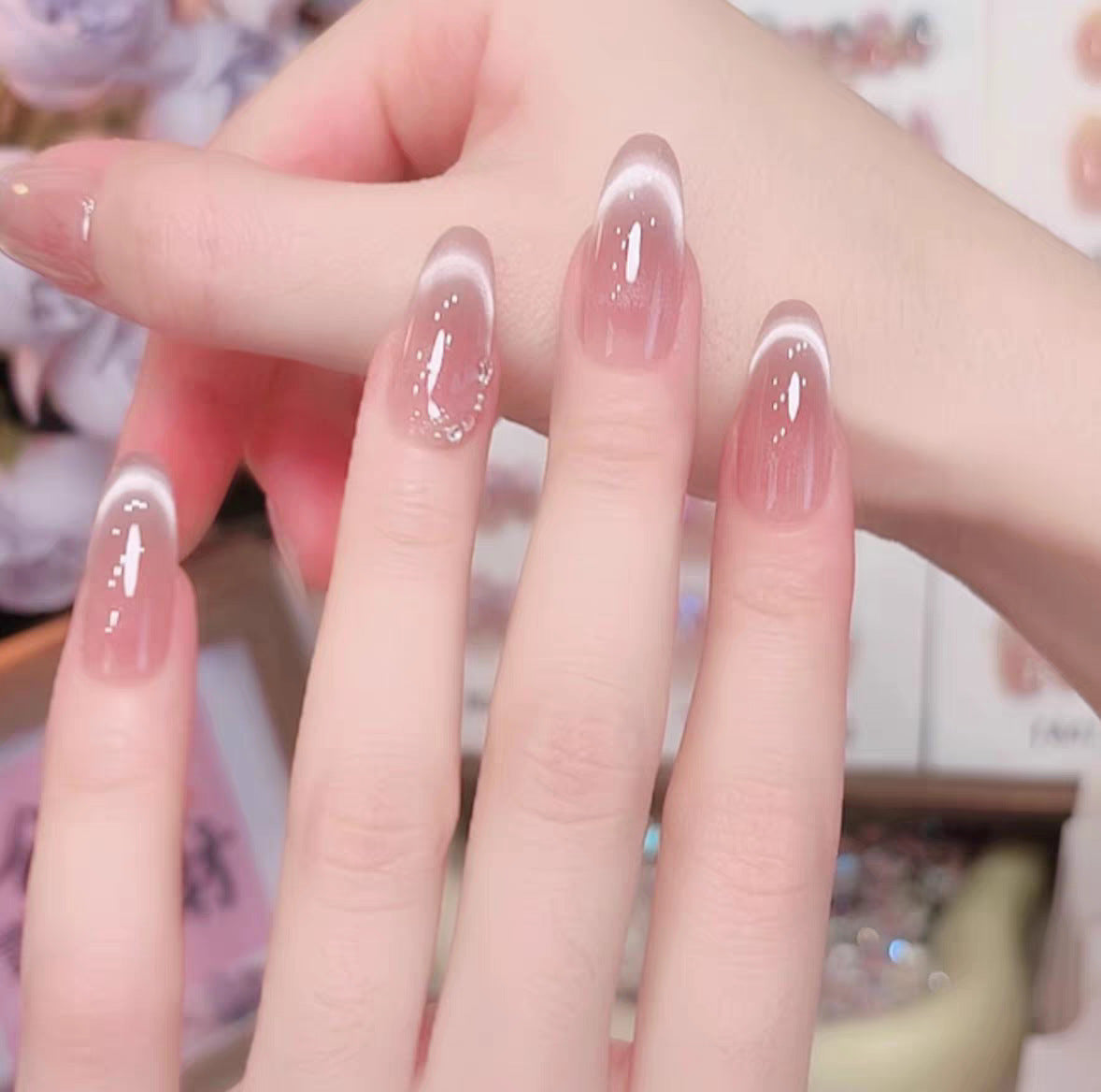 No.FP43 Pink Cat's Eye Hand Made Fingernails 10pcs