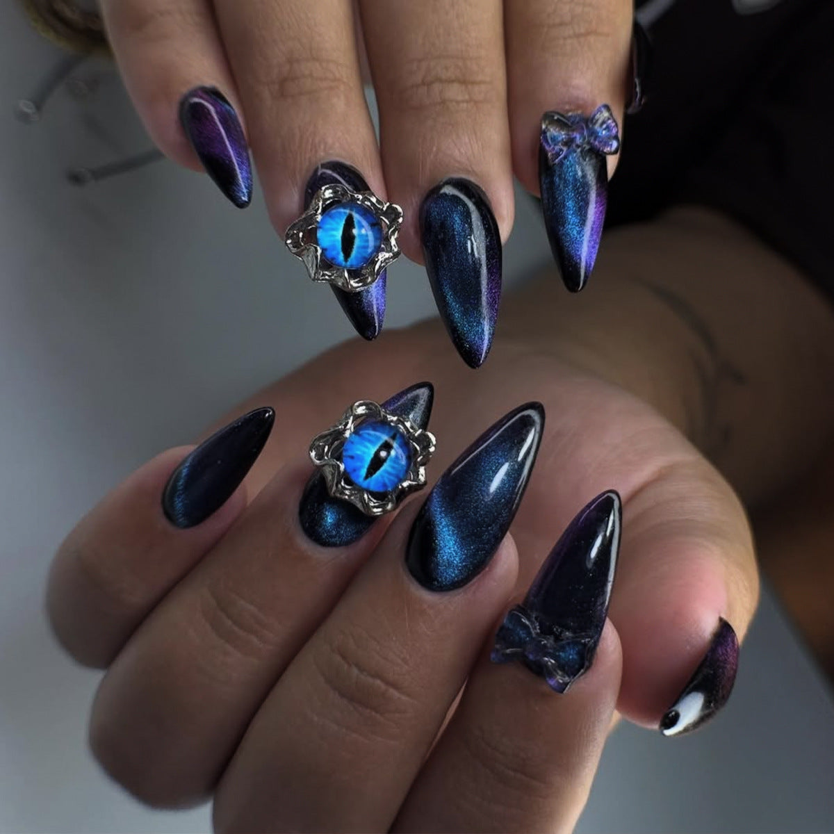No.AW180 Halloween Blue Cat's Eye Fingernails Patch 24pcs/Set