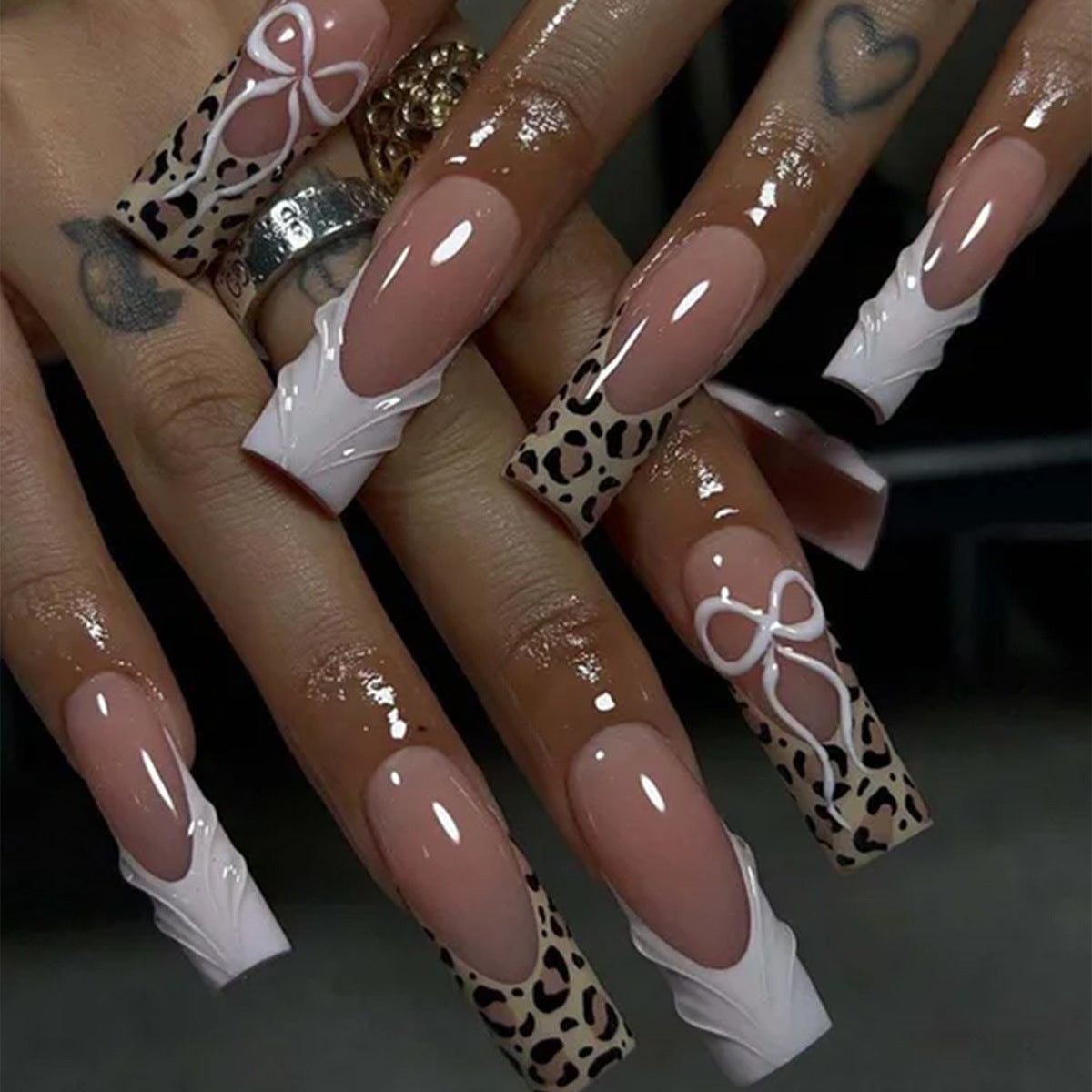 No.F690 Leopard Print Bow Fingernails Patch 24pcs/Set