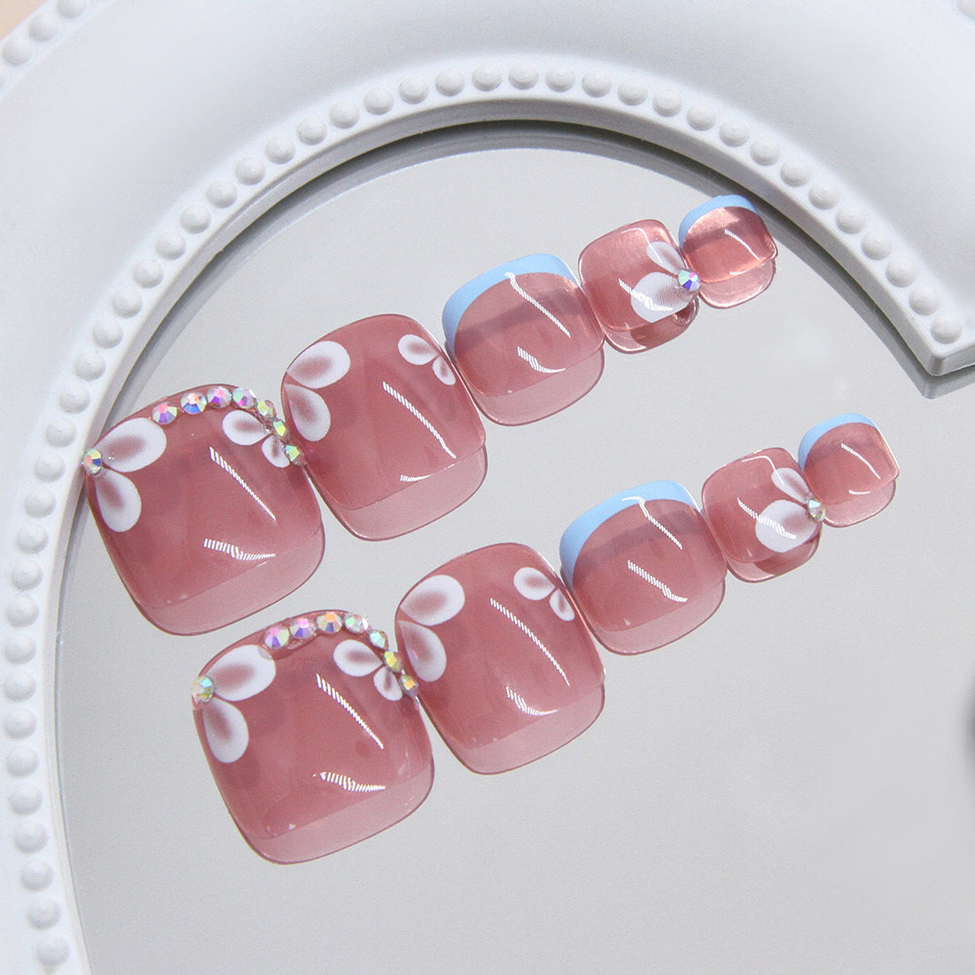 No.582 White Flower Toenails Patch 24pcs/Set