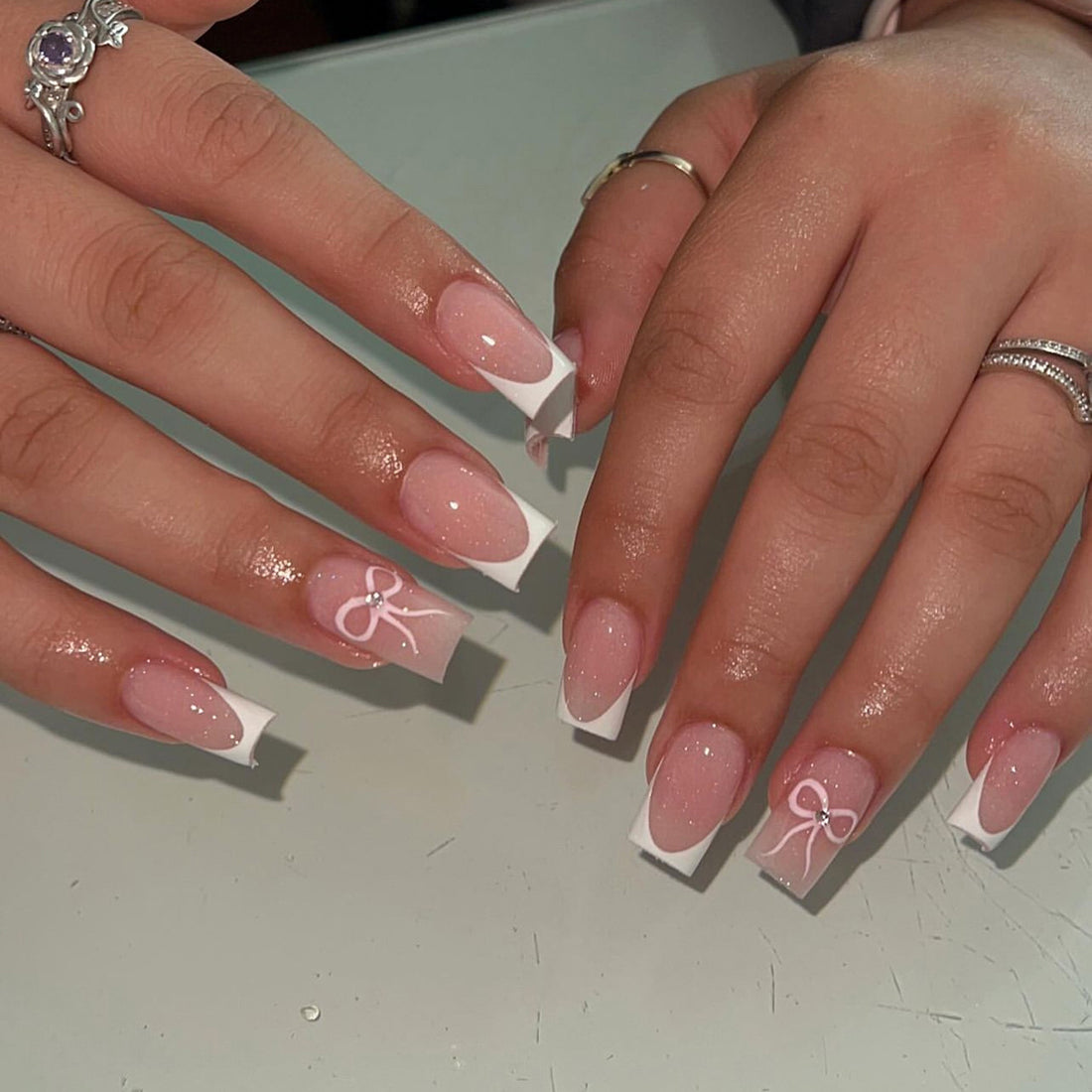 No.VN63 Valentine’s Bow Press-On Nails Set (24 Pcs)