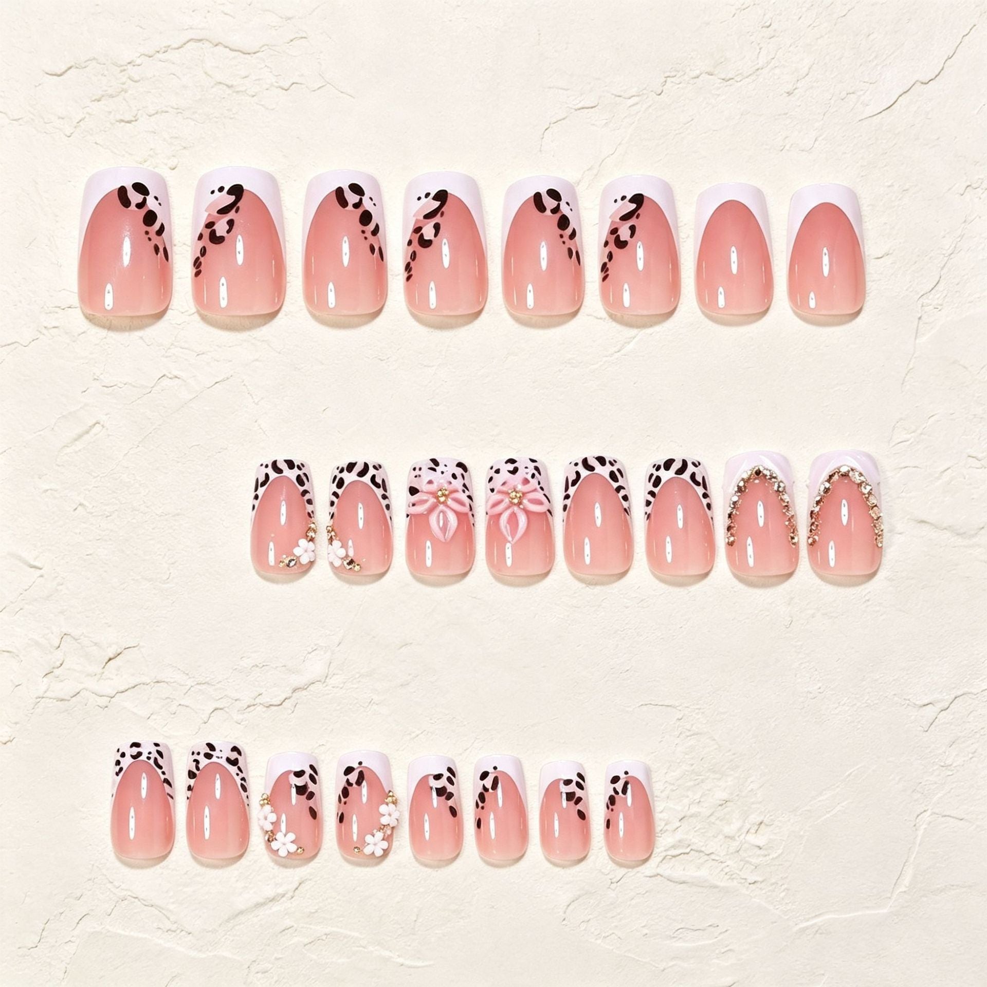 No.F745 Leopard Print Fingernails Patch 24pcs/Set