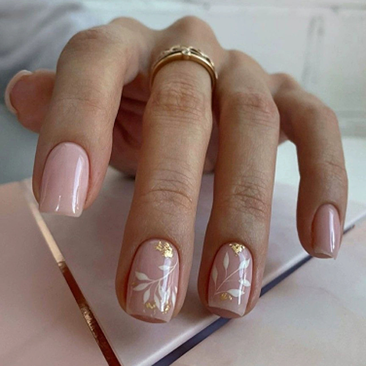 No.F284 White Flowers Fingernails Patch 24pcs/Set