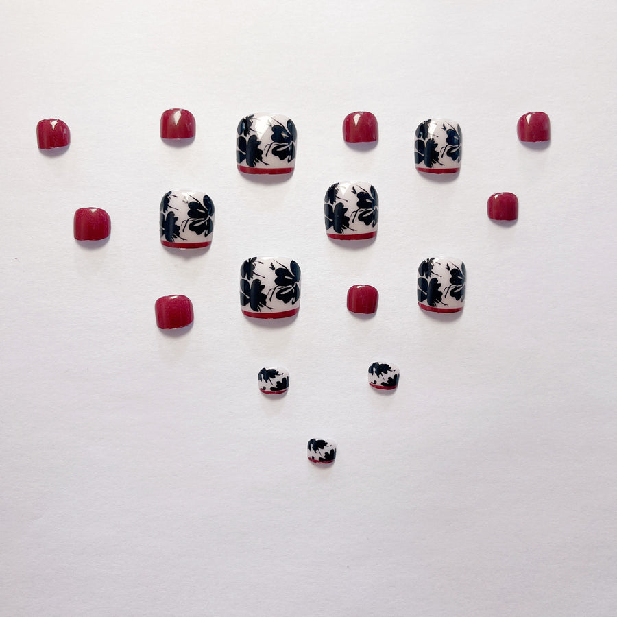 No.548 Black Leaves Toenails Patch 24pcs/Set