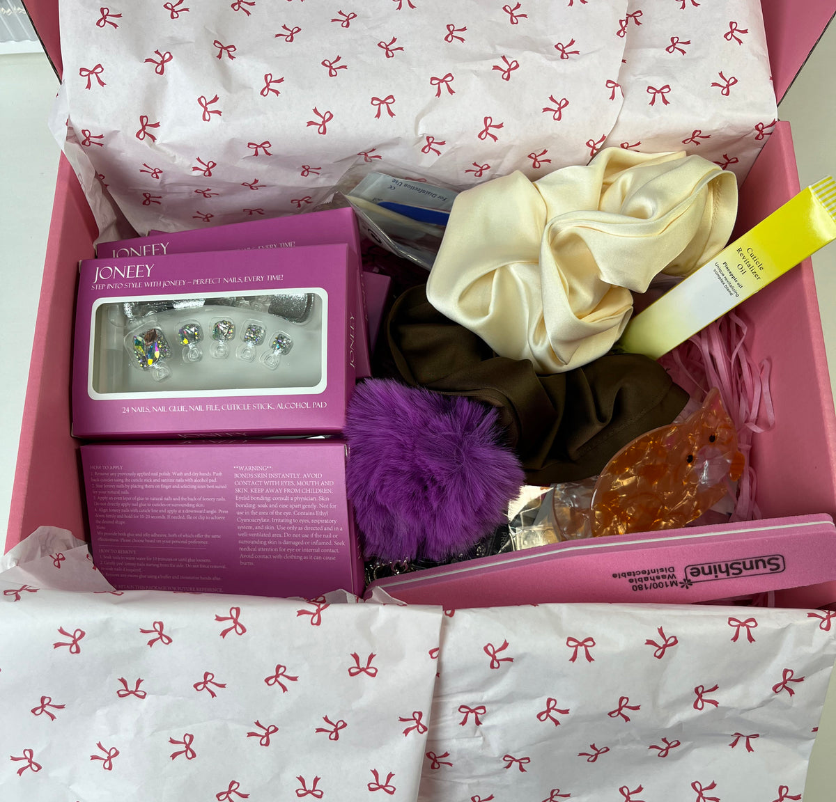 Upgraded Gift Box + Random Freebies