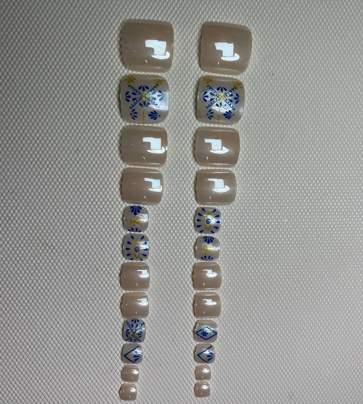 No.DT11 Blue Eyes Toenails Patch 24pcs/Set